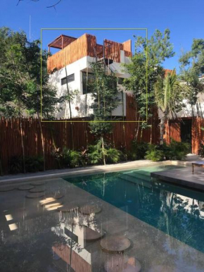 Luxury Penthouse Studio with Private Rooftop & Pool